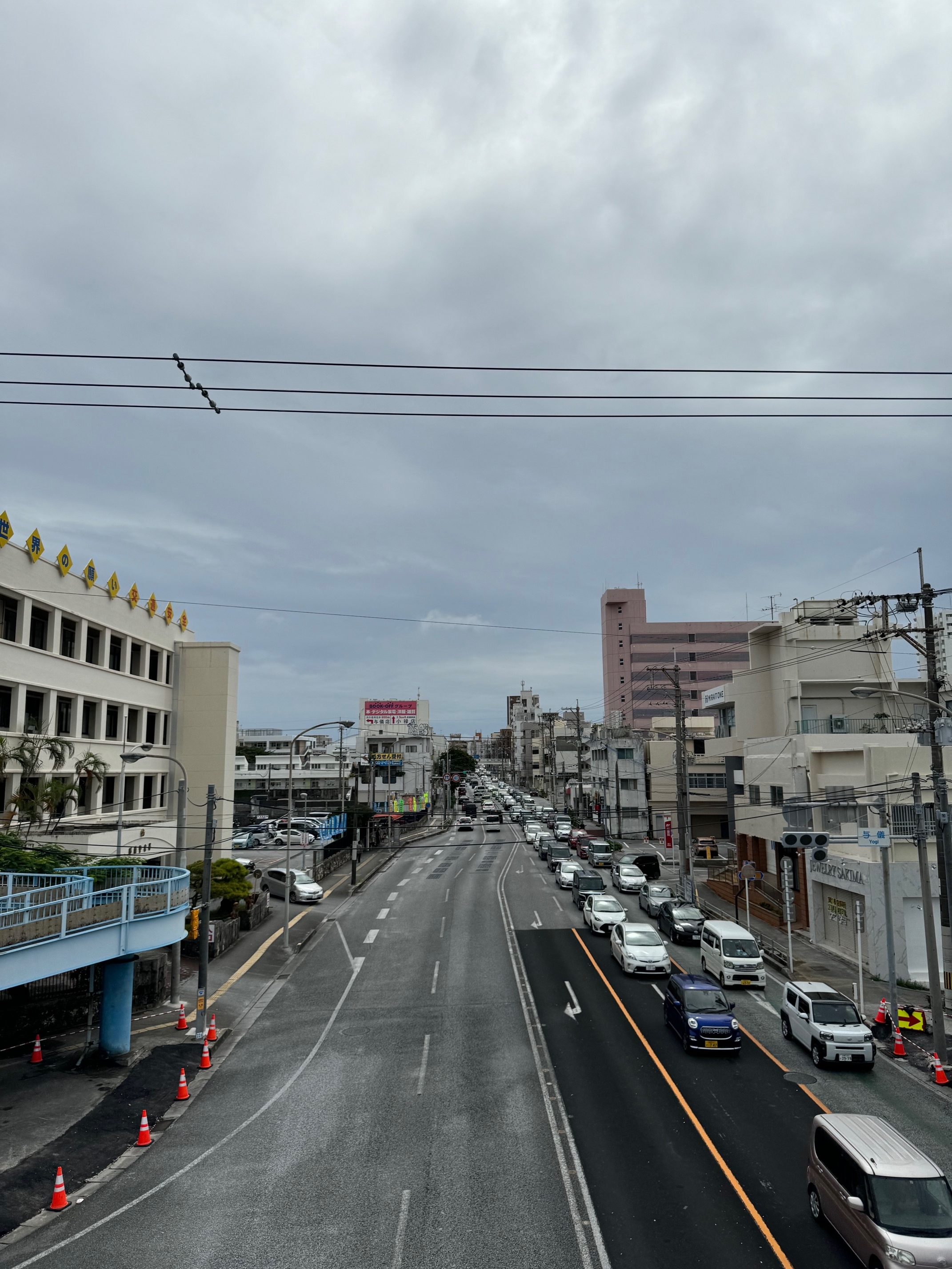 与儀交差点歩道橋